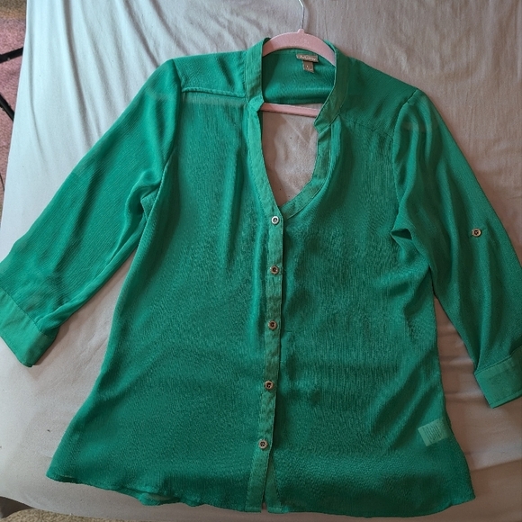Green Button-Up Blouse - Picture 1 of 7